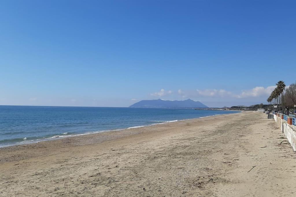 Inclanto Beach House, Mare A 150 Mt Terracina Exterior foto